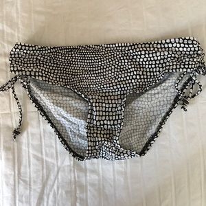 💠Coco Reef Poka Dot Bottoms💠